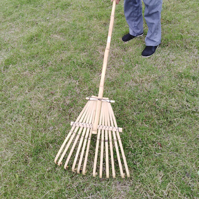 11 Bambusrührstangen-handgemachte rostfreie Garten-Rührstangen-Egge der Zinken-145cm