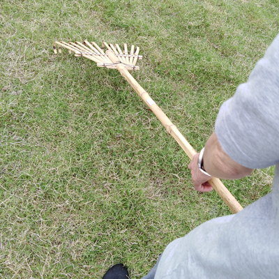 11 Bambusrührstangen-handgemachte rostfreie Garten-Rührstangen-Egge der Zinken-145cm